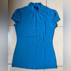 Express Women’s M Blue Solid Pullover Blouse